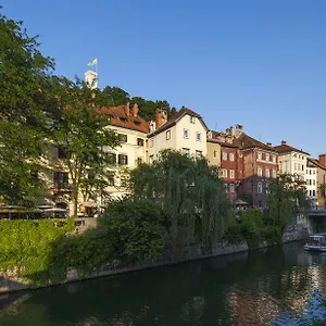 navštívit hotel